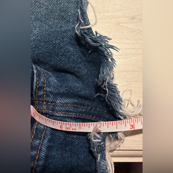 Zara High Waisted 100% Cotton Denim Cutoff Shorts, Size 6 - Picture 9 of 9